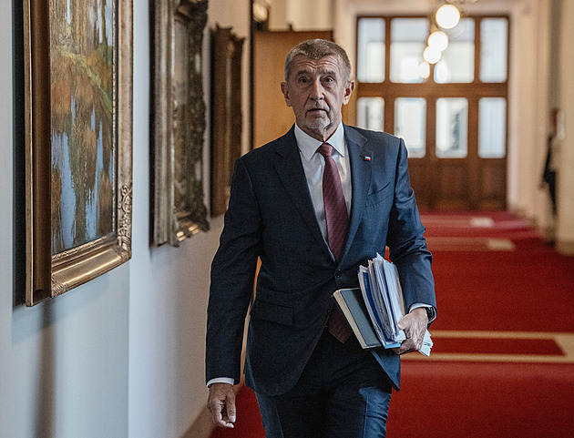 Motoristé by se v lednu do Sněmovny nedostali, ANO dál vede s 34,6 procenta