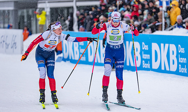 Biatlon ONLINE: Poslední štafeta před olympiádou. Češky po půli čtvrté