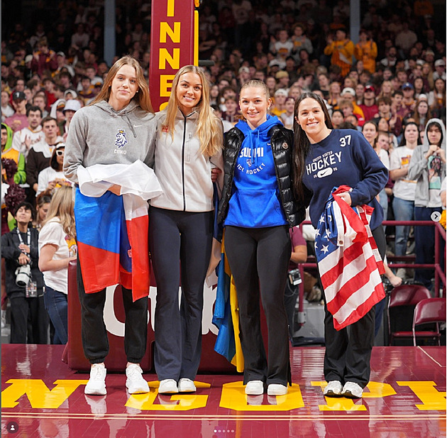 Americké univerzity představují olympioničky. Mezi nimi i české hokejistky