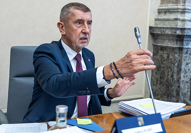 Ministerstvo stále nevymáhá po Agrofertu dotace. Piráti hrozí trestním oznámením