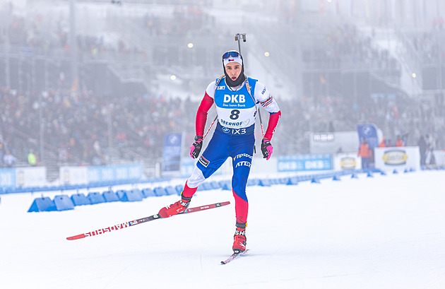 Biatlon ONLINE: Muži jedou štafetu. Mareček opět třikrát dobíjel, čelo uniká