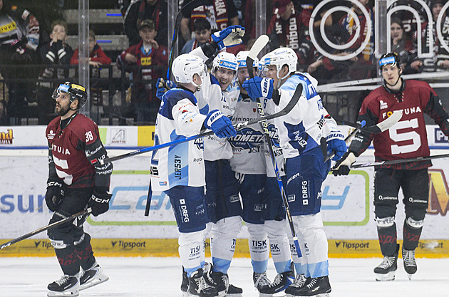 Sparťané se čílí: Musíme se nad sebou zamyslet! Od Komety schytali další lekci