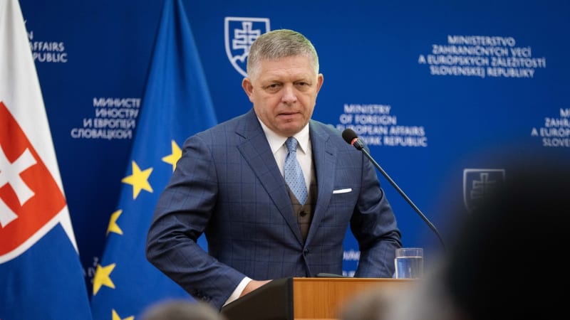 Fico se sejde s Trumpem. Šéf Bílého domu ho přijme na Floridě