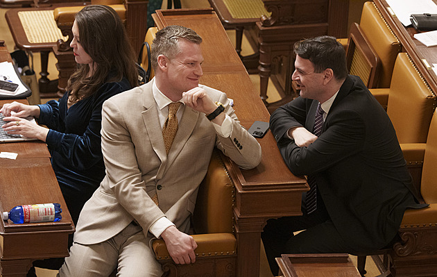 Koalice prosadila usnesení, ať Pavel dodržuje Ústavu při jmenování ministr