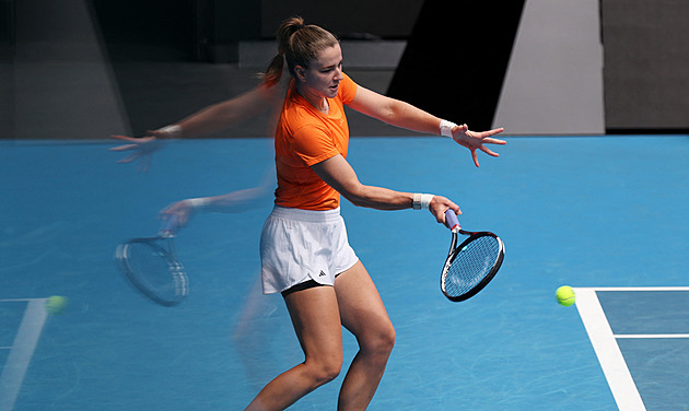 Australian Open ONLINE: Svrčina vede, Nosková a Muchová postupují