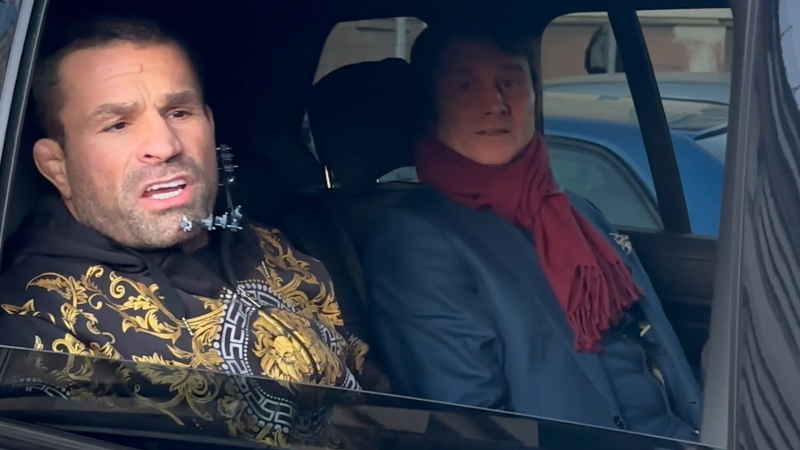 EXKLUZIVNĚ: Vémola byl propuštěn z vazby. Fanouškům poslal první vzkaz